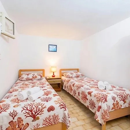 Beachfront In - 30 Meters Villa *