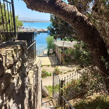 Beachfront In - 50 Meters - Private Access To The Sea Porto Pino
