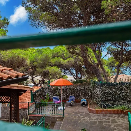 Beachfront In - 50 Meters - Private Access To The Sea * Porto Pino